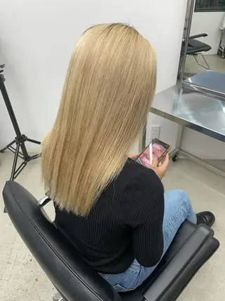 ロング アオキ リノのヘアスタイル