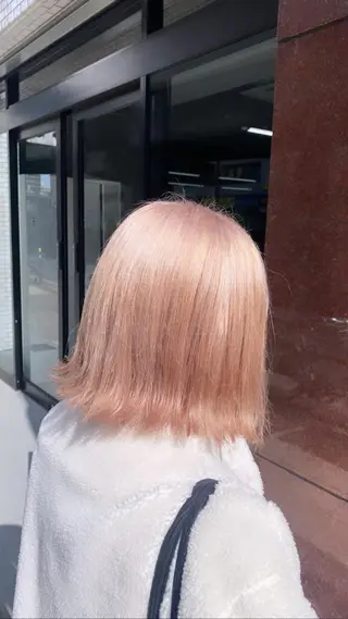 カラー Seleneコウキ ブリーチ/ハイトーンのヘアスタイル