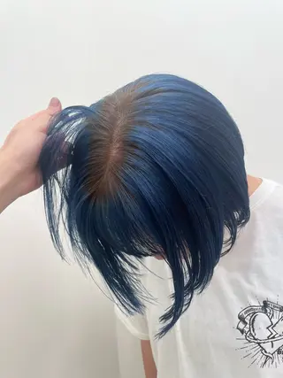 ミディアム リカ/ハイトーン ・オリーブ🍀のヘアスタイル