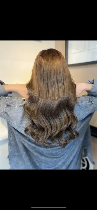 ロング hair roomShe'rie所属・中見 香織のヘアスタイル
