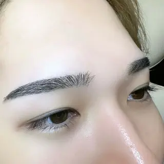 アイブロウ OPS hair ミクのマツエク・マツパデザイン