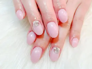 ネイル Viseo《6週間 長持ちパラジェル》のネイルデザイン