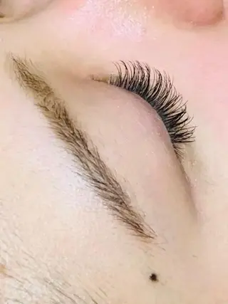 マツエク・マツパ 頭痛肩こりで悩むおとな女性専門ボディケアサロンねこもみ所属・札幌 頭痛肩こり解消 セラピストkaoriのエステ・リラクイメージ