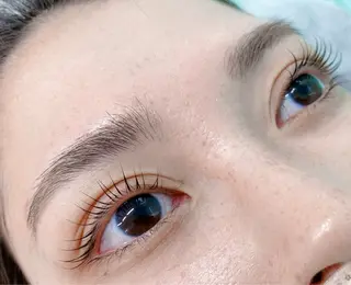 マツエク・マツパ まつ毛パーマ専門& men's眉AYAの眉毛・アイブロウイメージ