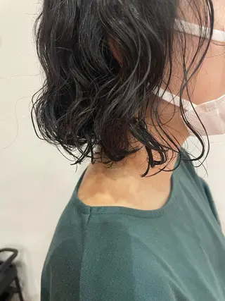 ショート パーマ Freez オオヤブ カホのヘアスタイル