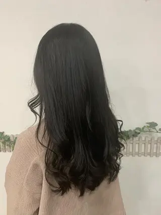 ロング 安藤 まどかのヘアスタイル
