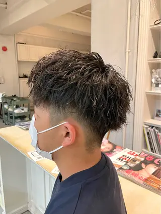 パーマ メンズ 西村 れいのヘアスタイル