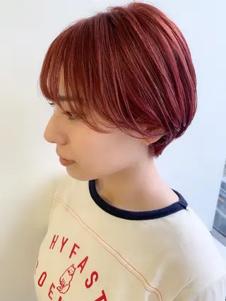 ショート nuu所属・💜ショート💜 ウルフ、ボブ二色亜美のヘアスタイル