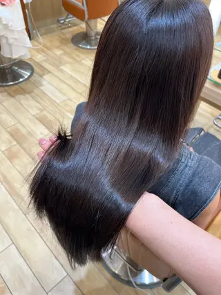 ロング 小沼 裕太のヘアスタイル