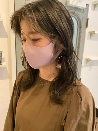 ミディアム カラー vixus mamiのヘアスタイル