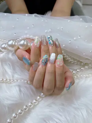 ネイル クイーンズネイル銀座所属・中山 芳美のネイルデザイン