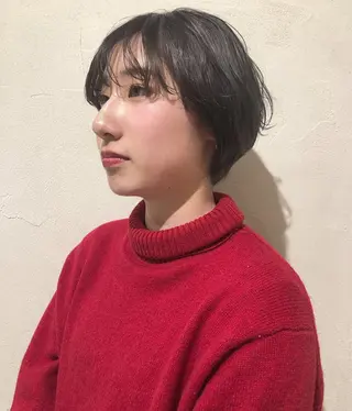 ショート レイヤーカット/ 透明感カラーmikuのヘアスタイル