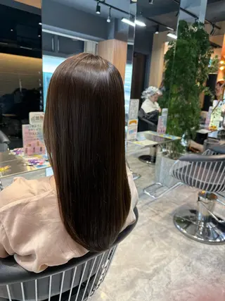 ロング 美髪矯正/酸性ストレ ート/艶カラー/堅田のヘアスタイル