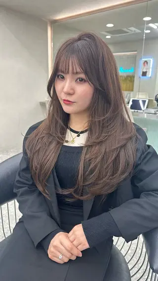 ロング カラー ブリーチなし レイヤーKYONのヘアスタイル