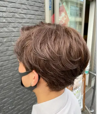 ショート カラー メンズ デザインカラー🏝️ 須賀汐音のヘアスタイル