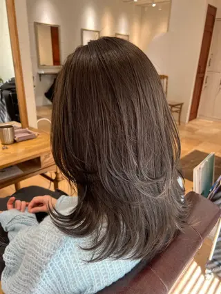 ミディアム カラー 🥀韓国ヘア🥀 宮津真菜のヘアスタイル