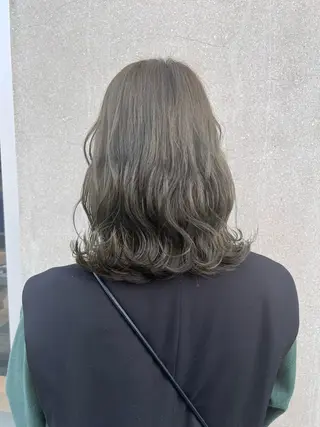 カラー AYANE 韓国ヘア /レイヤーカットのヘアスタイル