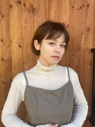 ショート 大井 奈那のヘアスタイル