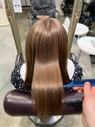 セミロング カラー フェザーパーマ🌙 毛流れ yuzukiのヘアスタイル