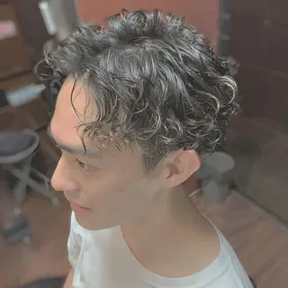 メンズ プレミアムバーバー 草野のヘアスタイル