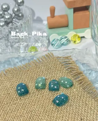 ネイル LINSTY PIKAのネイルデザイン