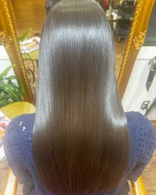 ロング HUES（ヒューズ）所属・無料カットモデル✂️ 城下竜二のヘアスタイル