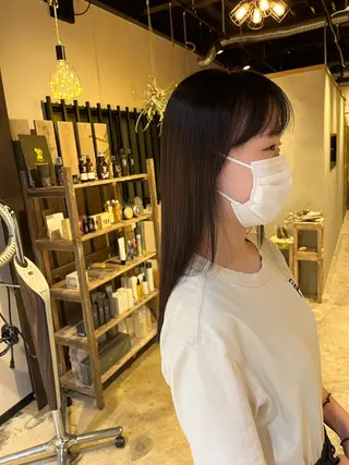 セミロング カラー LaNA 佐藤なおのヘアスタイル