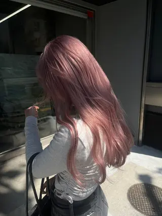 ロング カラー qulim所属・櫻井 はるなのヘアスタイル