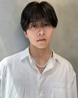 メンズ ブリーチなしW🎀 髪質改善/はのんのヘアスタイル