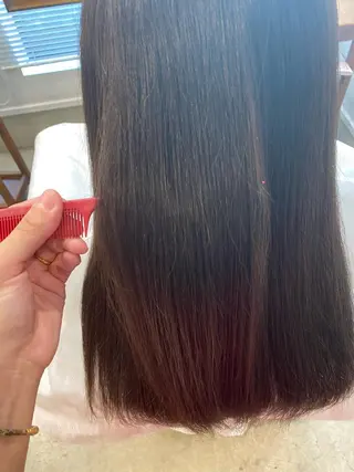 ロング カラー ekka所属・沖田 舞衣のヘアスタイル