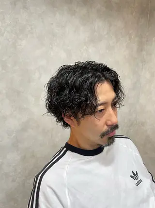 パーマ メンズ 荒牧 絵美のヘアスタイル