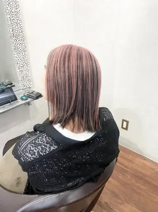 ミディアム カラー _White所属・ＳＨＩ ＺＵのヘアスタイル