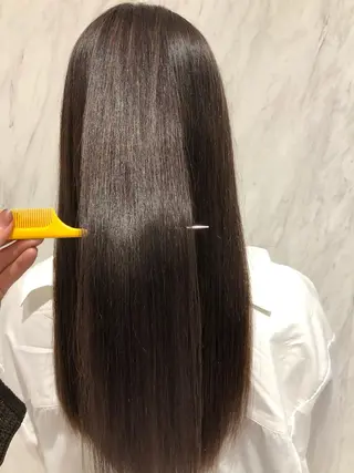 ロング Lee大阪店所属・店長 濱口 花菜 美髪整形のヘアスタイル