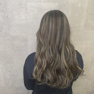 ロング LITA hair所属・鄭 弘志のヘアスタイル