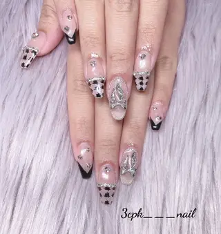 ネイル 稲垣 江梨花のネイルデザイン