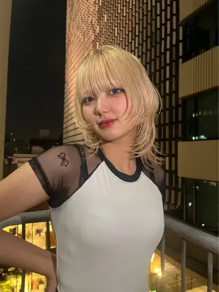 ミディアム カラー 東 隆斗のヘアスタイル