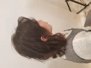 ミディアム マキノ タカユキのヘアスタイル