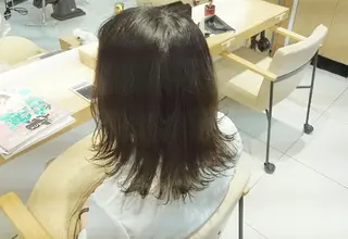 ミディアム 透明感ハイライト◎ 伊藤夏海のヘアスタイル