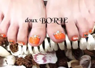ネイル doux BORIEのネイルデザイン