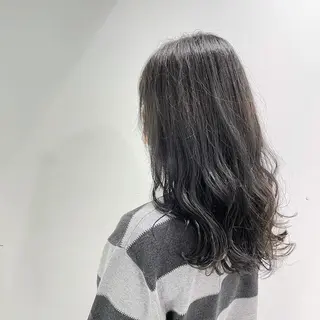 セミロング カラー I'S.横浜所属・赤み消しカラー 🍀JUNKIのヘアスタイル