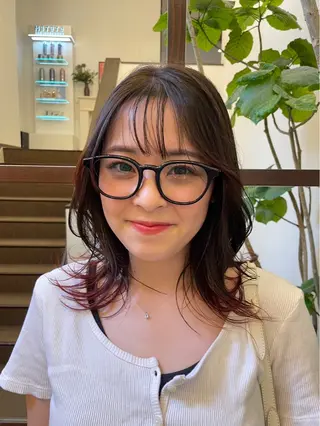 ミディアム カラー 梨子🐣艶カラー🌈 ダメージレス💖のヘアスタイル