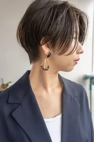 ショート カラー ショート/レイヤー なら石井知希のヘアスタイル