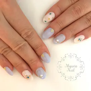 ネイル Sympa 𝓜iwako🐰ᩚのネイルデザイン
