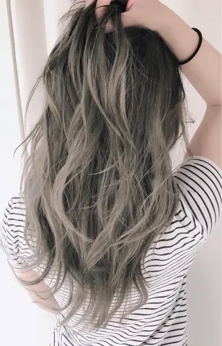 セミロング カラー パーマ ヘアアレンジ ネイル マツエク・マツパ 竹内ケンゴ🇰🇷 EIGHT藤沢のヘアスタイル