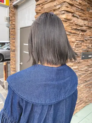 ミディアム 髙井 麻帆のヘアスタイル