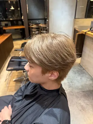 メンズ 渋谷/切りっぱなし レイヤー/ブリーチのヘアスタイル