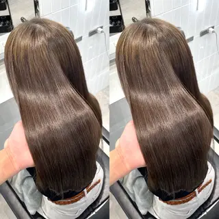 ロング カラー ONYX 表参道所属・表参道/ハイライト 髪質改善ストレートのヘアスタイル