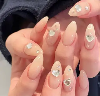 ネイル Chisa Nail Studio所属・チ サのネイルデザイン