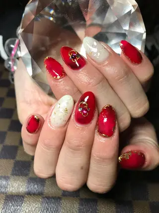 ネイル みんなの店所属・仲谷 つかさのエステ・リラクイメージ