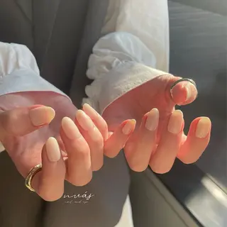 ネイル nuás nail & eyeのネイルデザイン